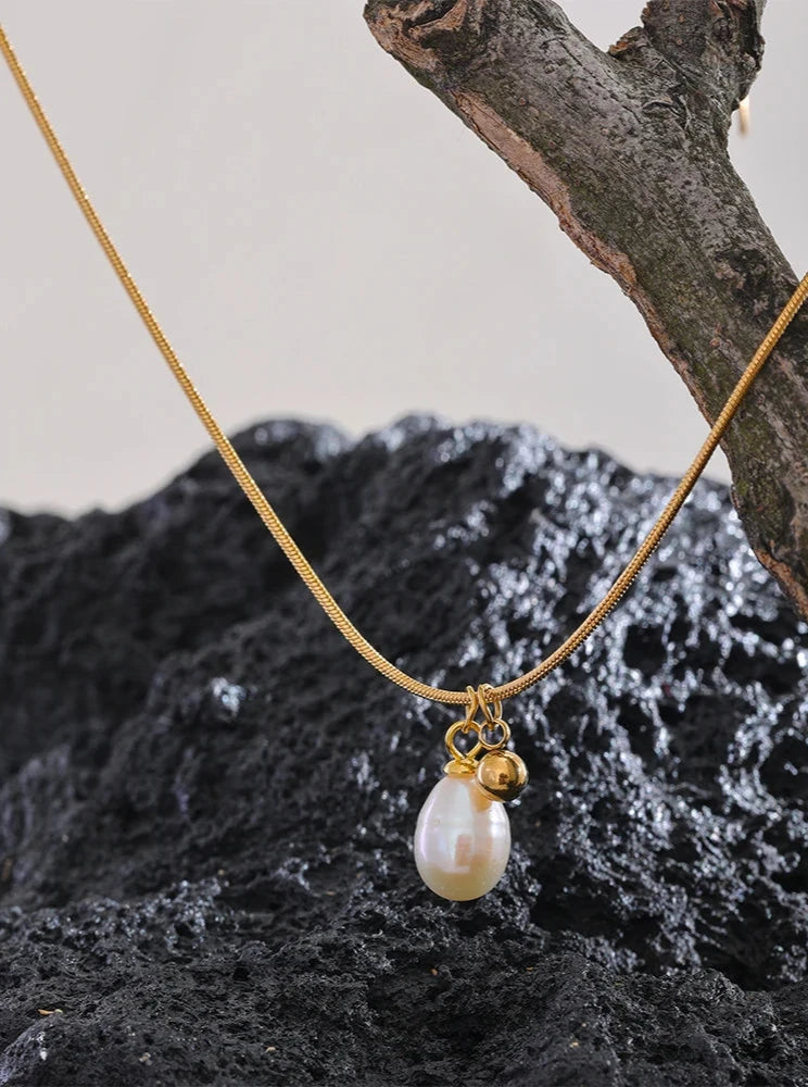 18K Gold Plated Stainless Steel Natural Pearl Necklace Collection